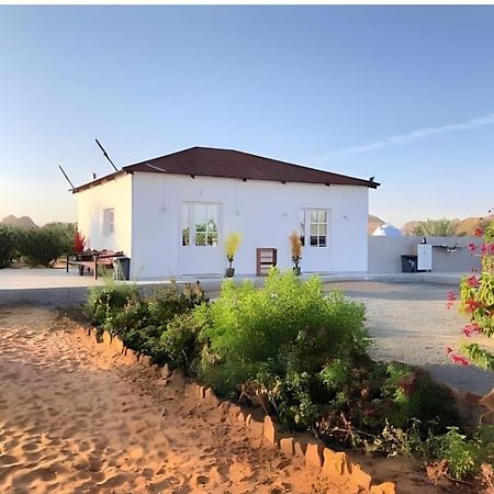 Appartement منتجع إستكنان The Quite 2 à Al-Ula Extérieur photo